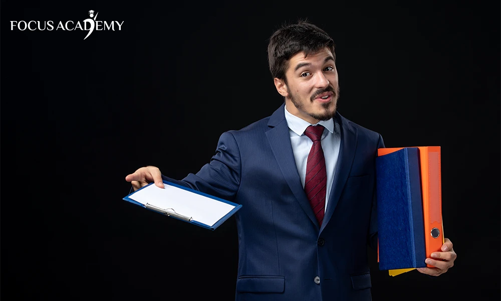 What Qualification Does an Assessor Need